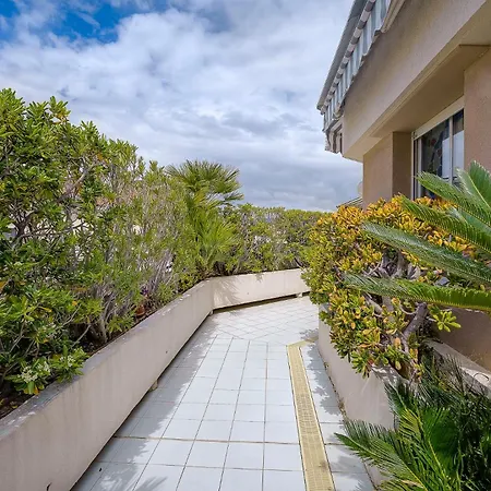 Le Cap St-charles - Spacieux Dernier Etage - Terrasses - Climatisation - Parking * 胡安莱潘