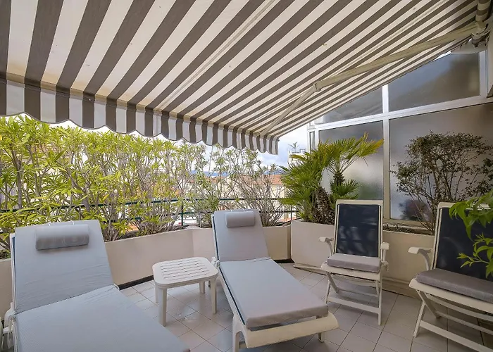 Le Cap St-charles - Spacieux Dernier Etage - Terrasses - Climatisation - Parking * 胡安莱潘