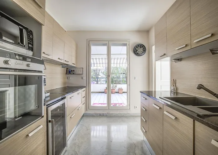 Le Cap St-charles - Spacieux Dernier Etage - Terrasses - Climatisation - Parking 公寓