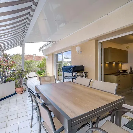 Le Cap St-charles - Spacieux Dernier Etage - Terrasses - Climatisation - Parking شقة